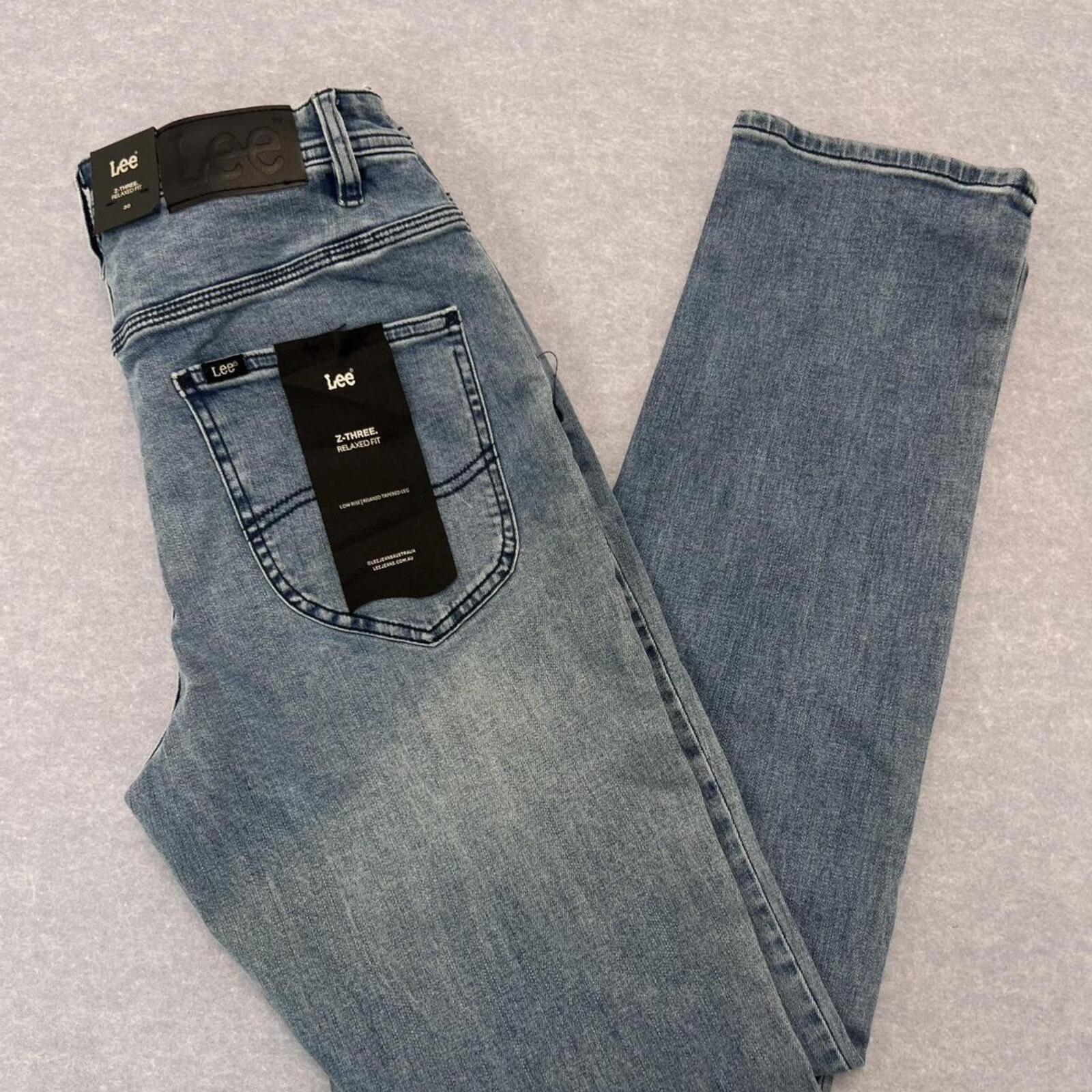 Lee Z-Three Men's Ministry Blue Relaxed Fit Tapered Jeans W30 BNWT RRP $169