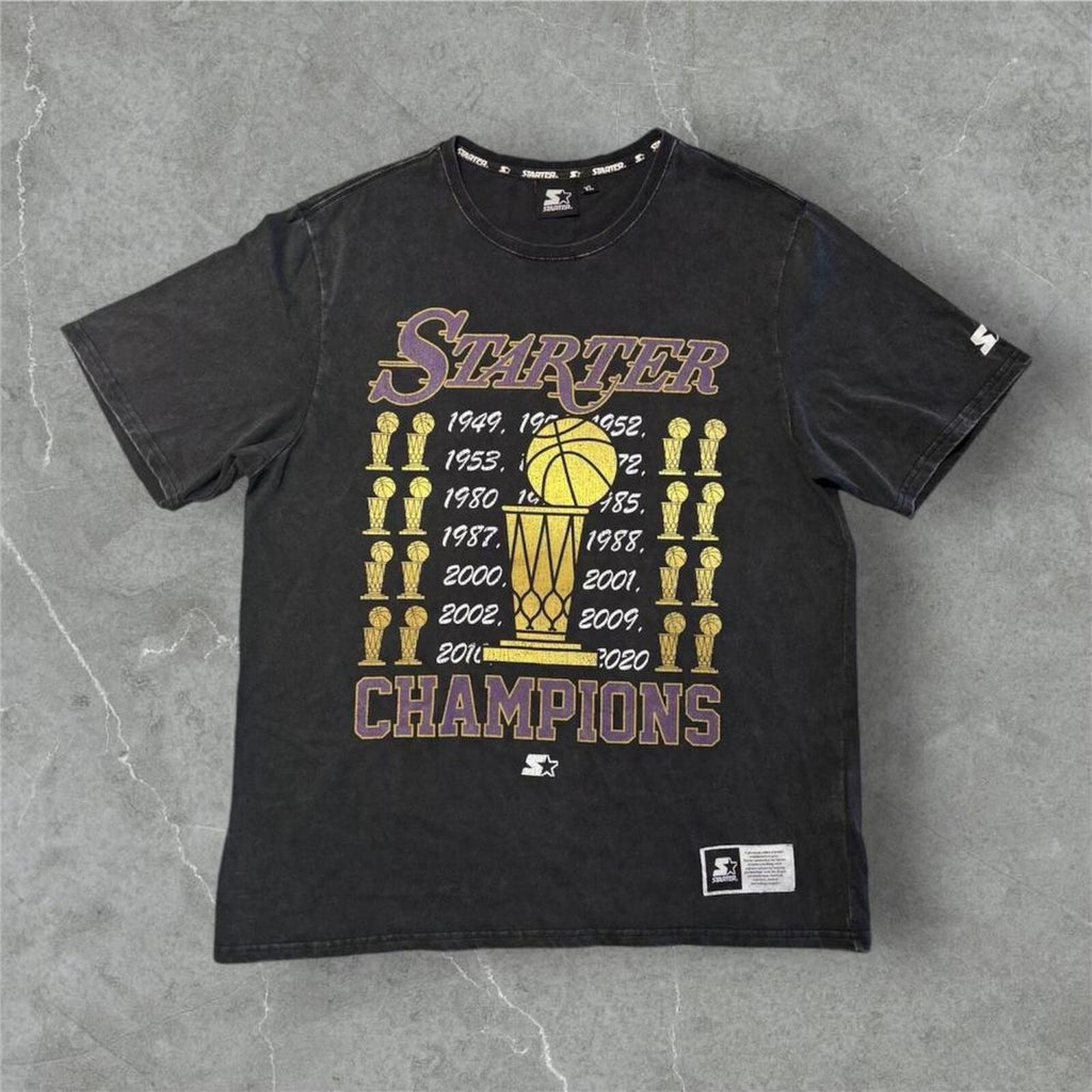 Vintage / Y2K Men’s Starter Champions Los Angeles Lakers NBA Champions Grey Graphic Print T-Shirt XL
