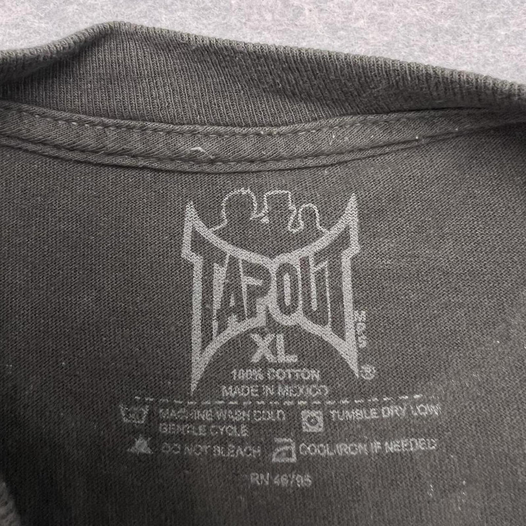 Vintage Tapout MMA Lightning Graphic T-Shirt Charcoal Grey Men's XL Y2K
