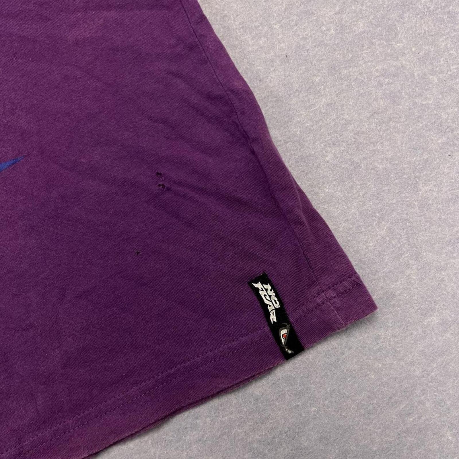 Vintage 90’s No Fear Skate Men's Purple Skull & Snake Graphic T-Shirt Medium Y2K