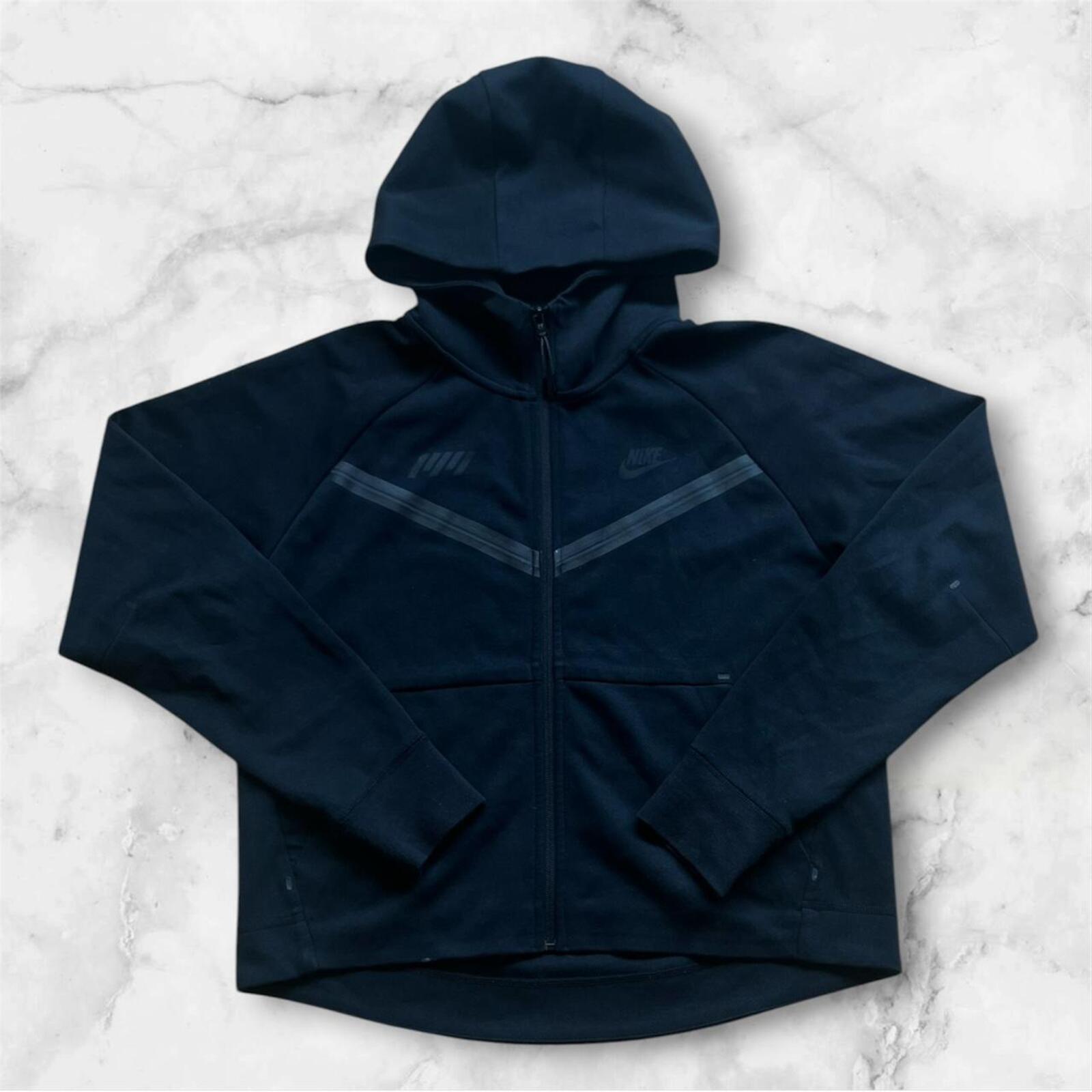 Nike Tech Fleece 2021 Running Highs Melbourne Women’s black full Zip Windrunner Track Jacket / Hoodie Small