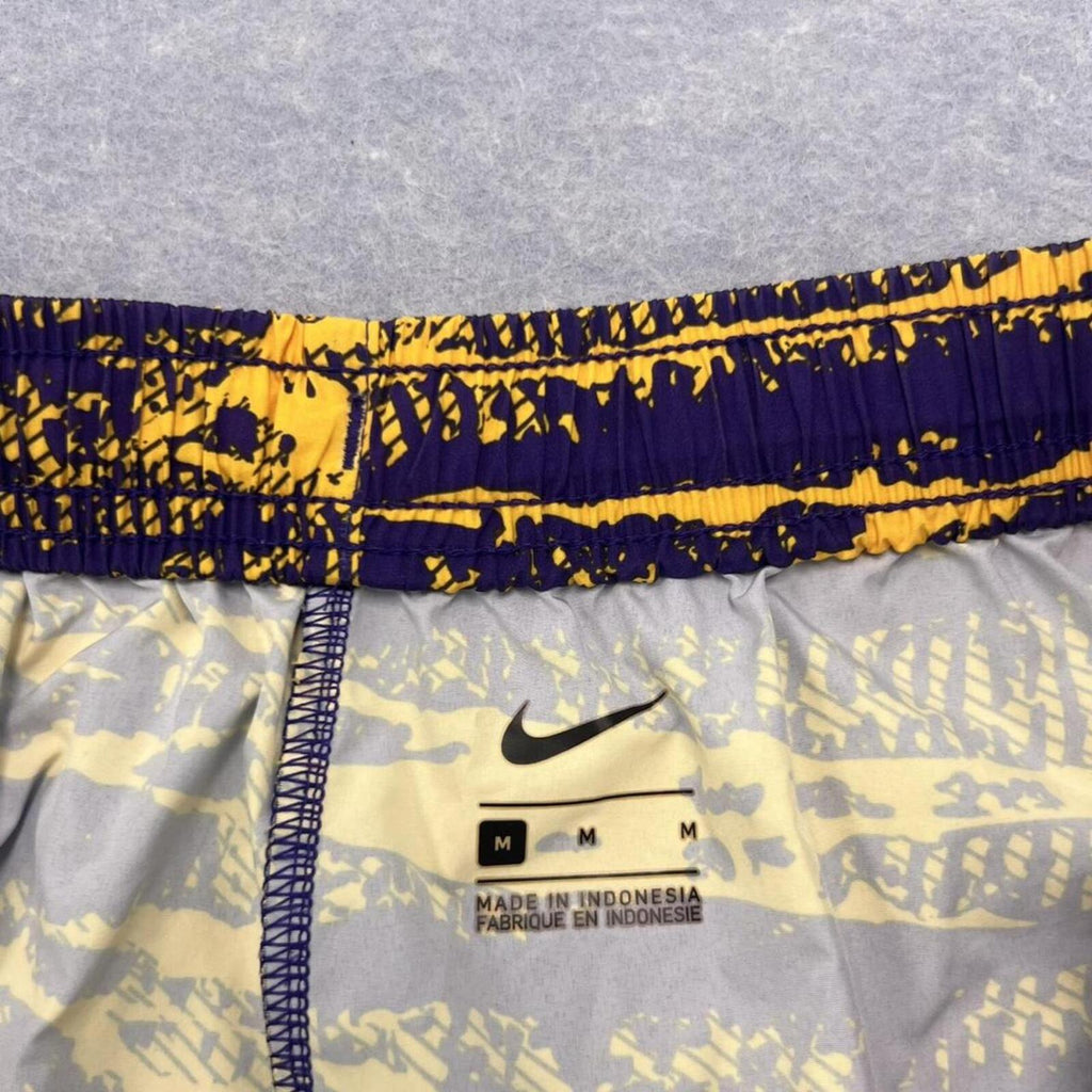 Nike LSU Tigers NCAA Yellow & Purple AOP Camouflage Sports Shorts Men’s Medium