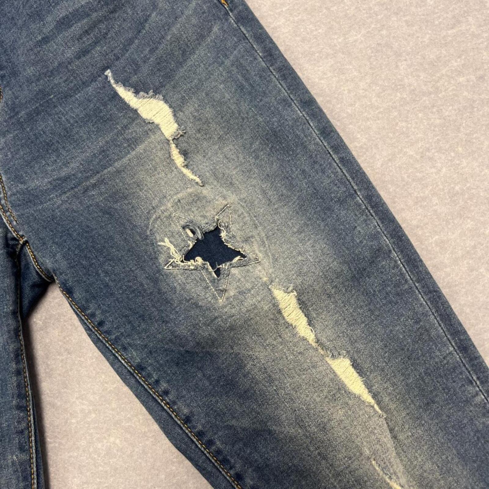 Vintage New London Jeans Womens Size 30 - Blue Denim distressed - star patch Y2K