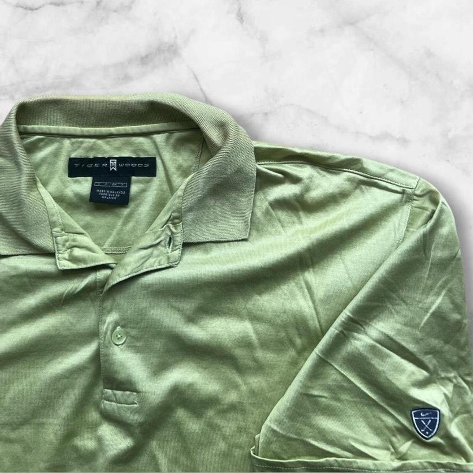 Vintage Nike Tiger Woods Men’s Light Green Athletic Golf Sporting Polo Small