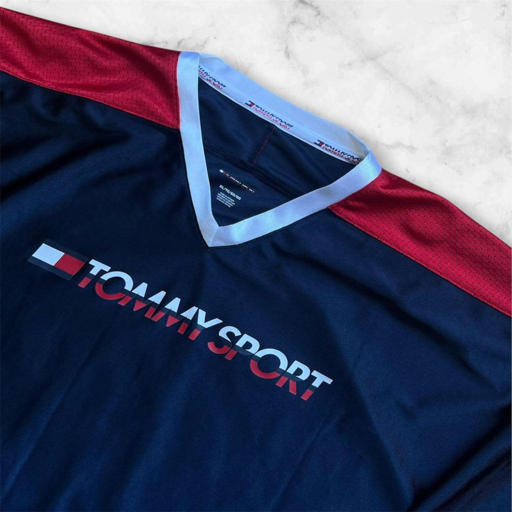 Vintage Tommy Sports Tommy Hilfiger Men’s Longsleeve Hockey Jersey No.85 XL