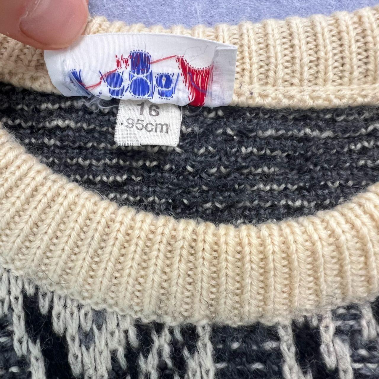 Vintage Chagal Paris Pure New Wool Knit Sweater White & Black