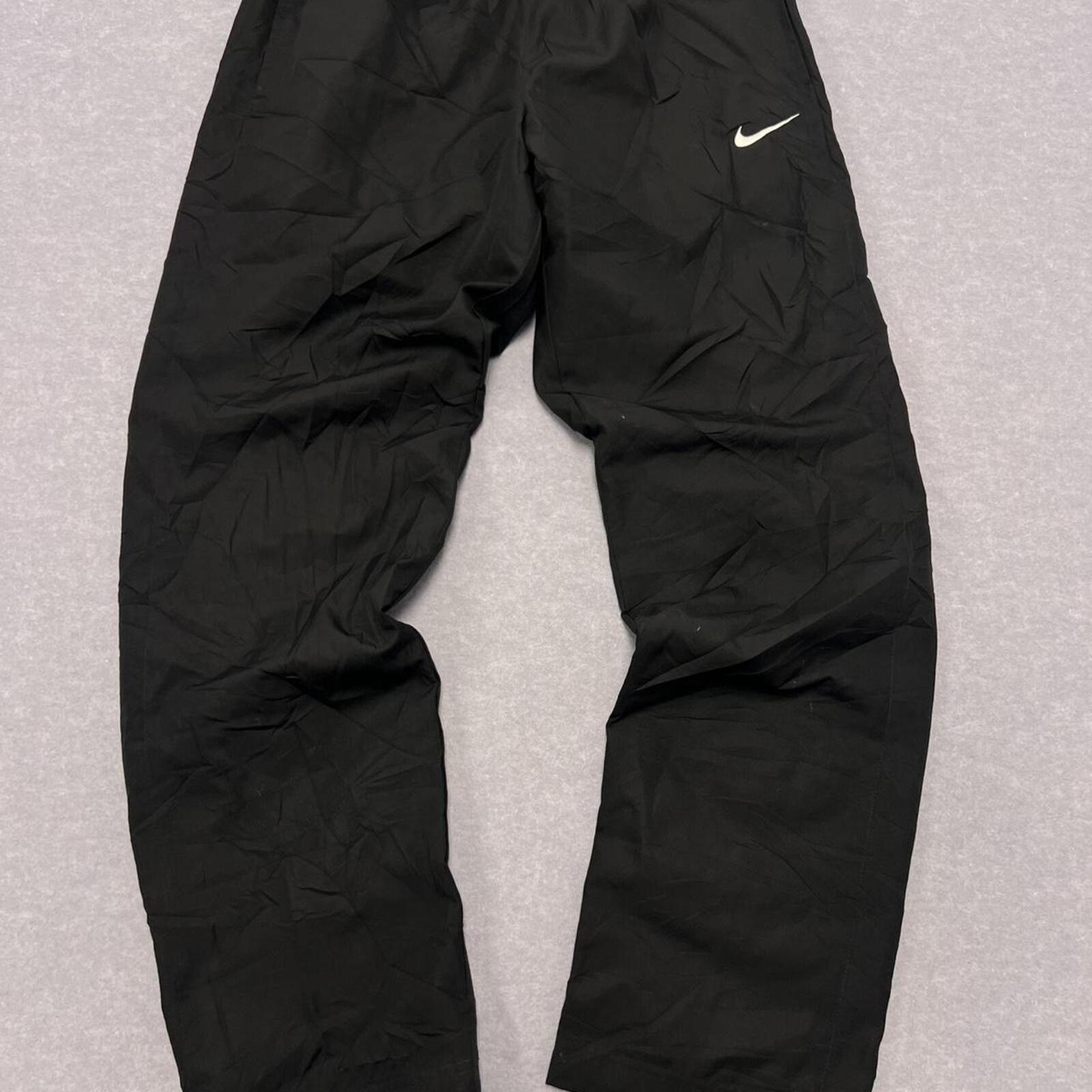 Vintage Nike Men's Black Baggy Streetwear Parachute Track Pants Y2K Small
