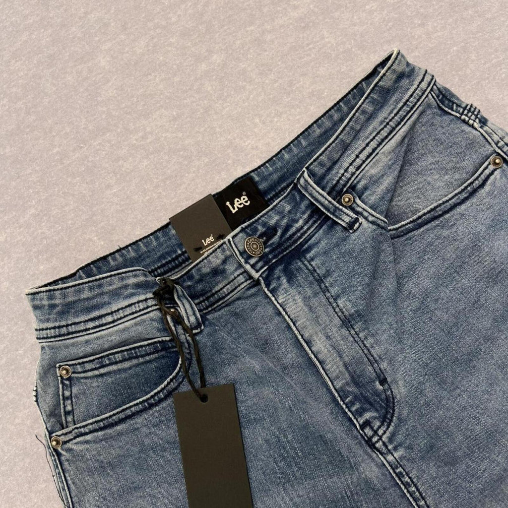 Lee Z-Three Men's Ministry Blue Relaxed Fit Tapered Jeans W30 BNWT RRP $169