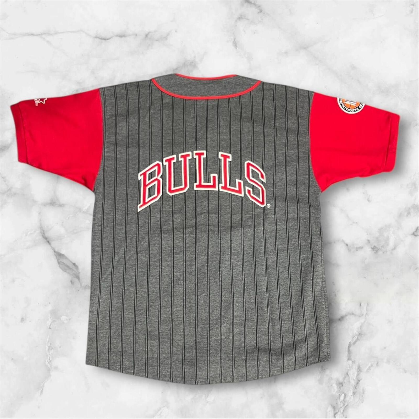Vintage 90s Starter Chicago Bulls Grey & Red Pinstripe Baseball Style NBA Button Up Jersey Men’s medium.