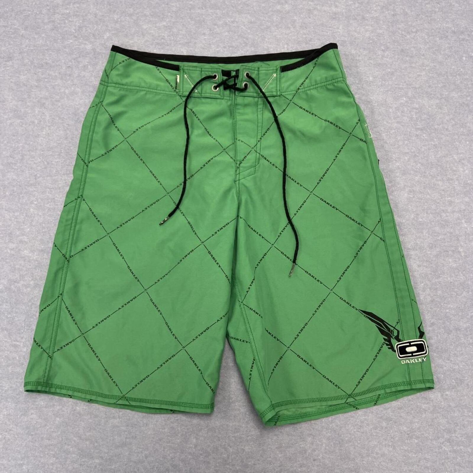 Vintage 2005 Oakley Men's Green Diamond Logo Print Y2K Surf Board Shorts Size 30