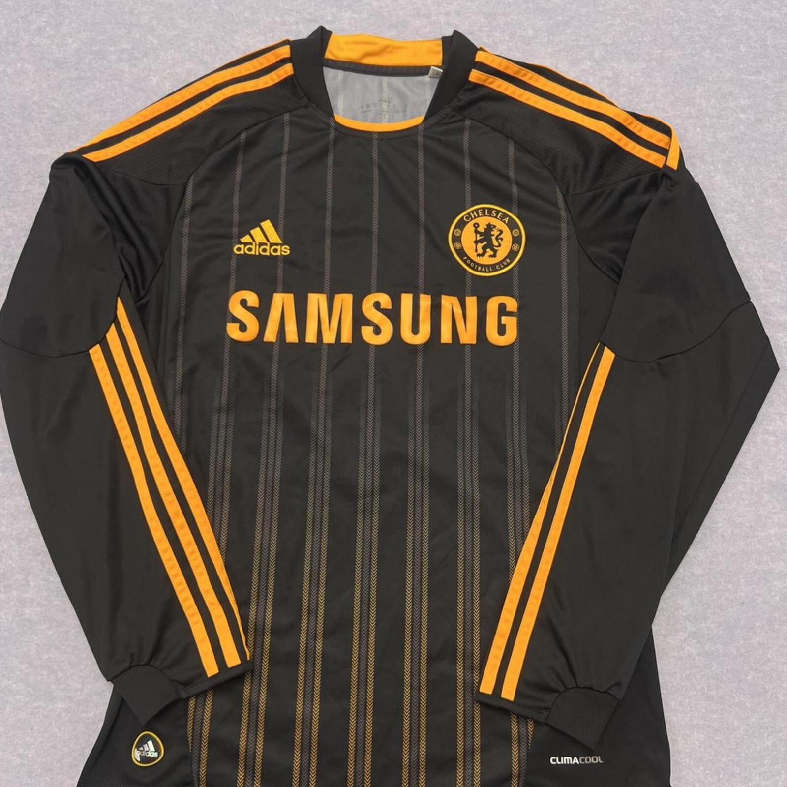 Vintage 2010/11 Adidas Chelsea FC Black & Orange Longsleeve Away Jersey 8 “MAJE”