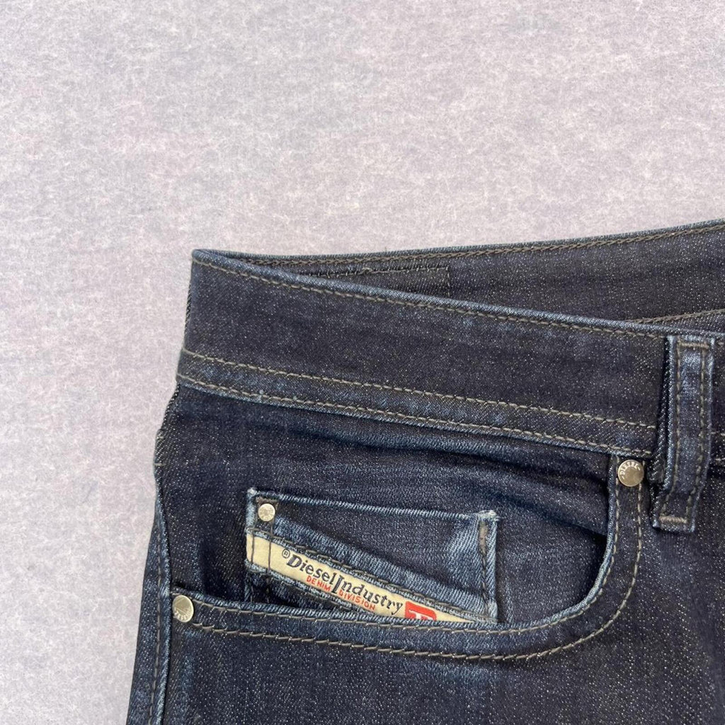 Diesel BUSTER 0607A Regular Stretch Slim Tapered Navy Blue Jeans Men’s W32 L32