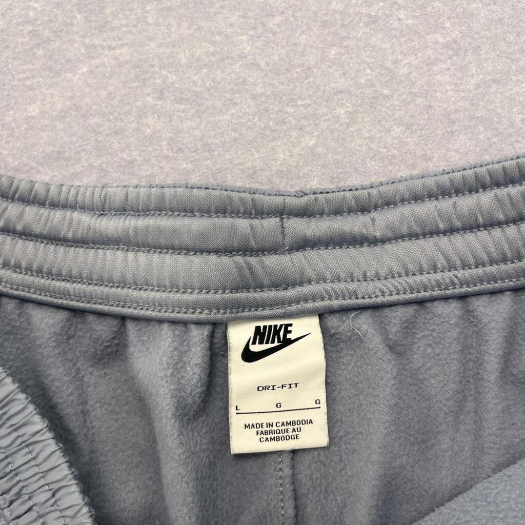 Nike Streetwear Men’s Grey Utility Fleece Cargo Sweatpants Skater Size Large