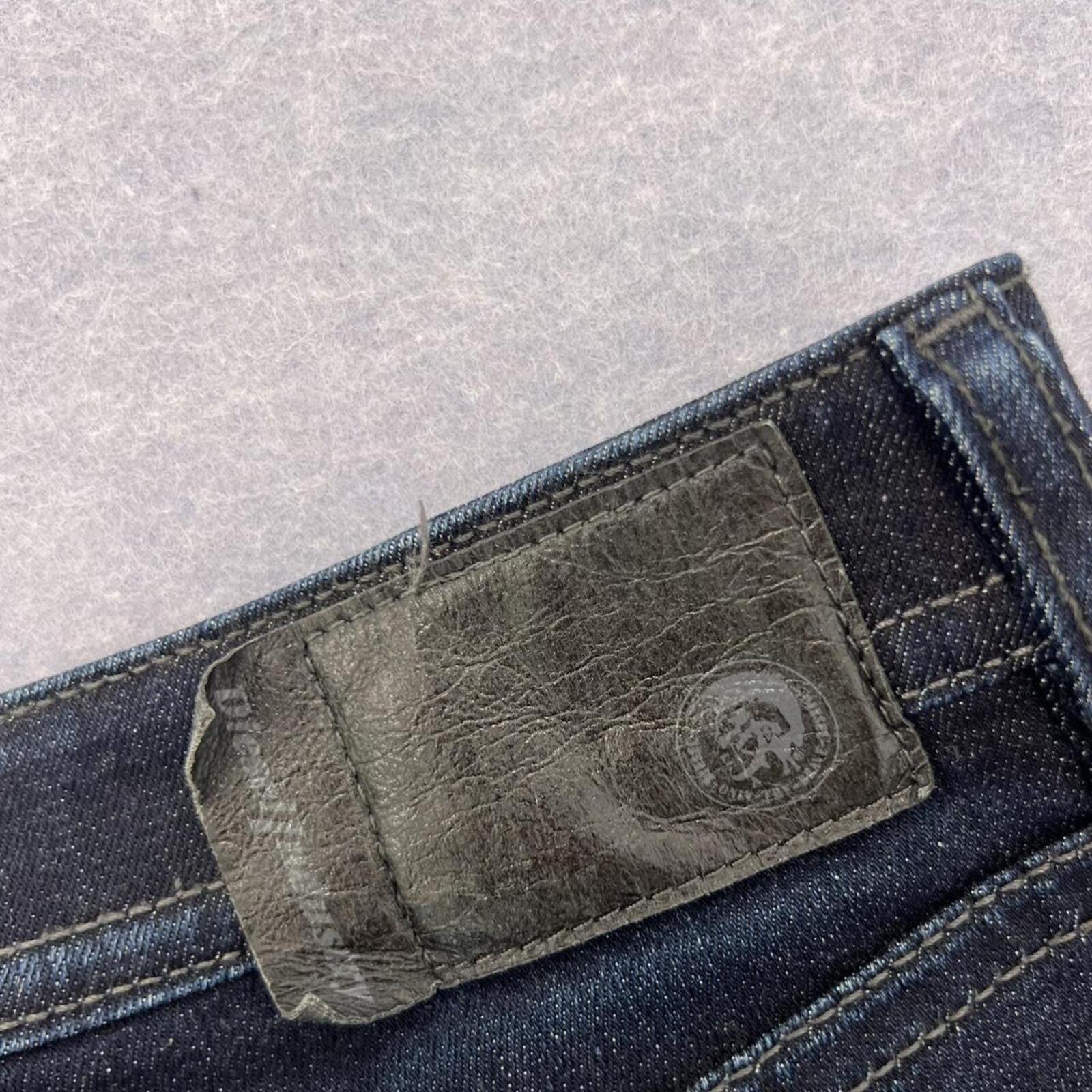 Diesel BUSTER 0607A Regular Stretch Slim Tapered Navy Blue Jeans Men’s W32 L32