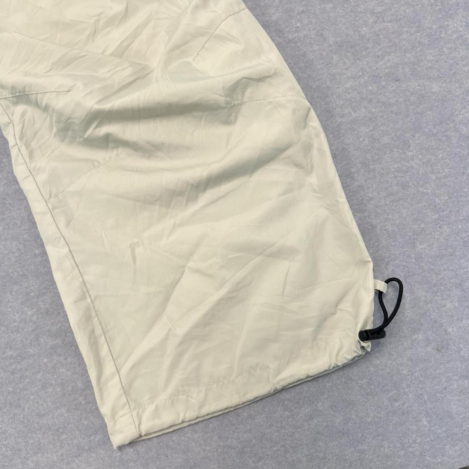 Uniqlo Men's Off-White Parachute 3/4 Cargo Pants Buckle Waist Large
