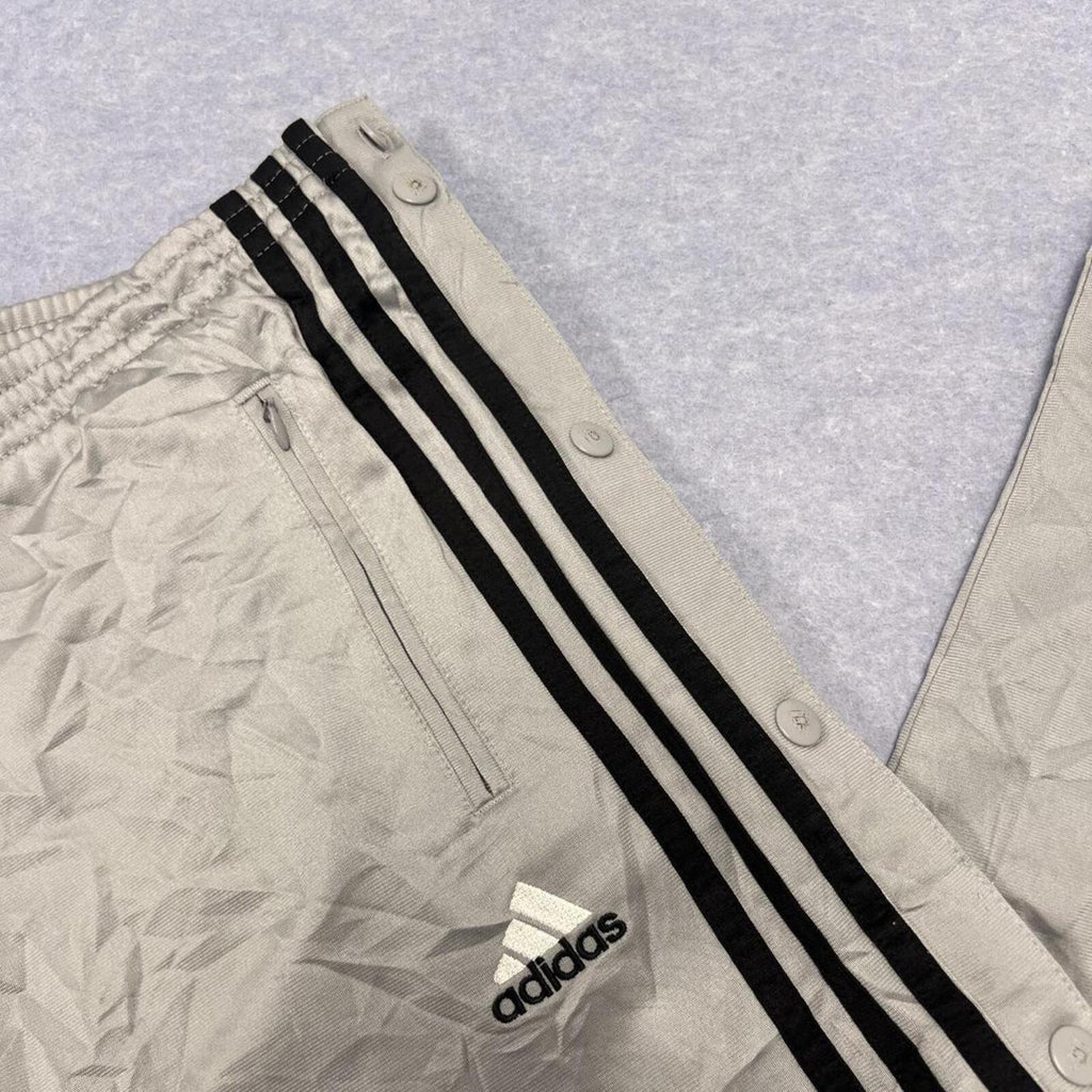 Vintage 1999 Adidas Men's Silver & Black Striped Button up Baggy Streetwear Track Pants Warmup Joggers Oversized Medium
