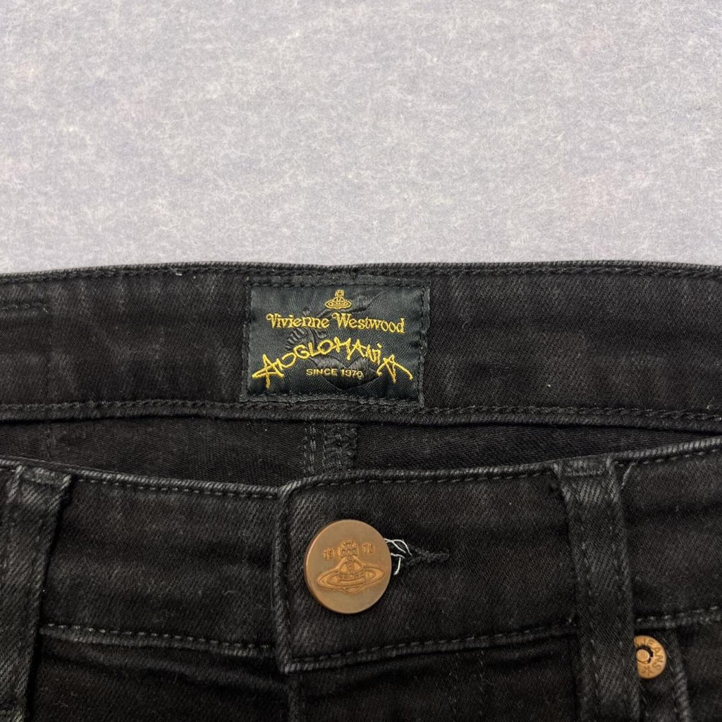 Vivienne Westwood Anglomania Men’s Black Embroidered Designer Slim Jeans Man W30