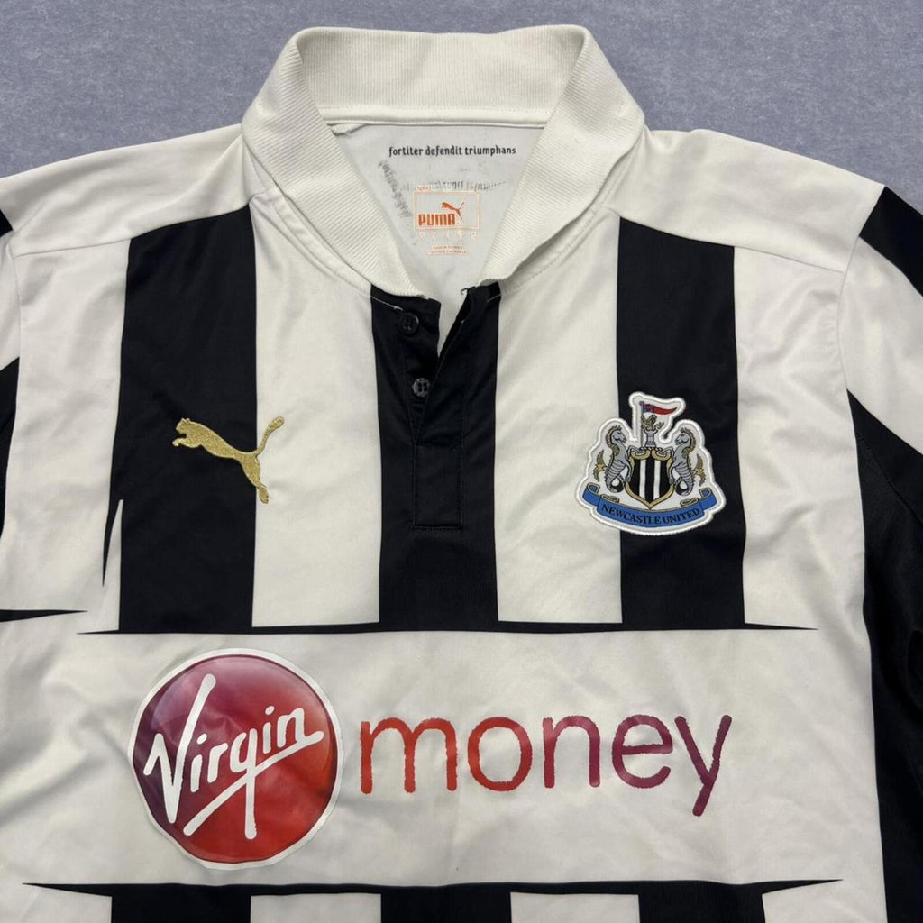 2012/13 Puma Newcastle United Men's Black White Stripe Home Jersey #9 NVL Large