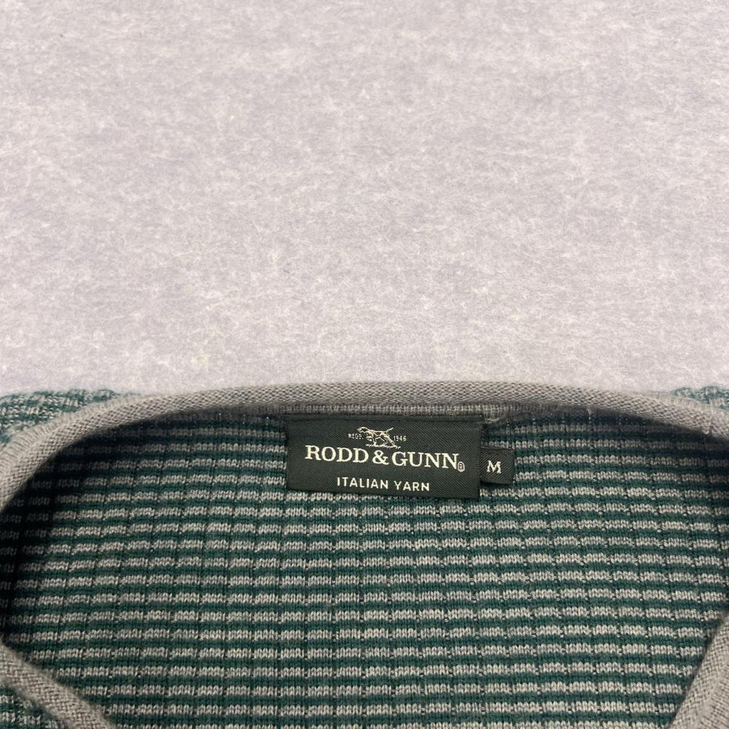 Vintage Rodd & Gunn Green& Grey Check 100% Merino Wool V Neck Sweater Medium