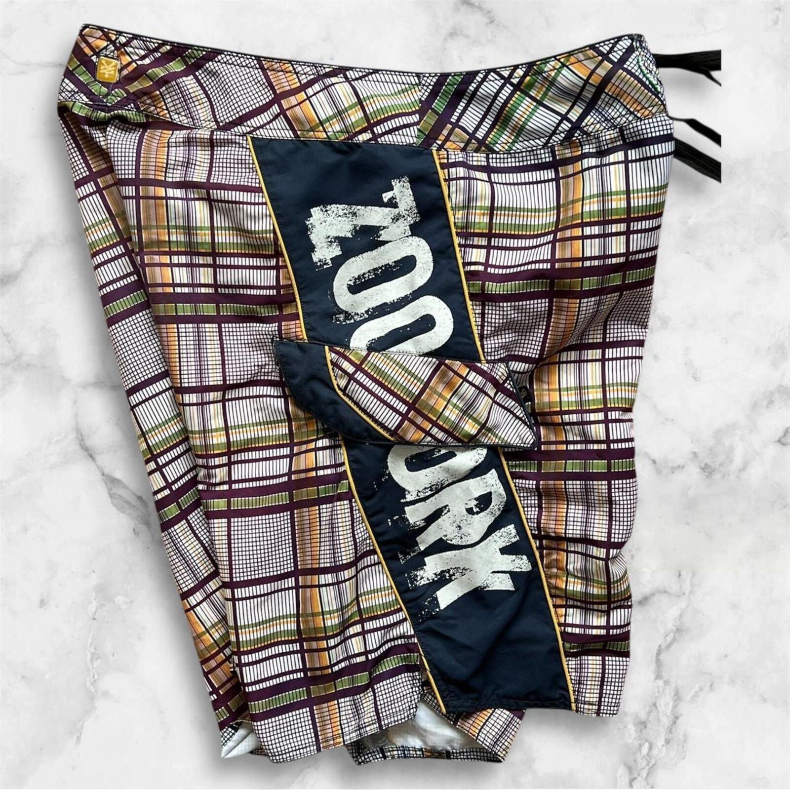 Vintage Zoo York Multicoloured Plaid Men’s Surf BoardShorts Embroidered Skull State Of Liberty Y2K Size 38”