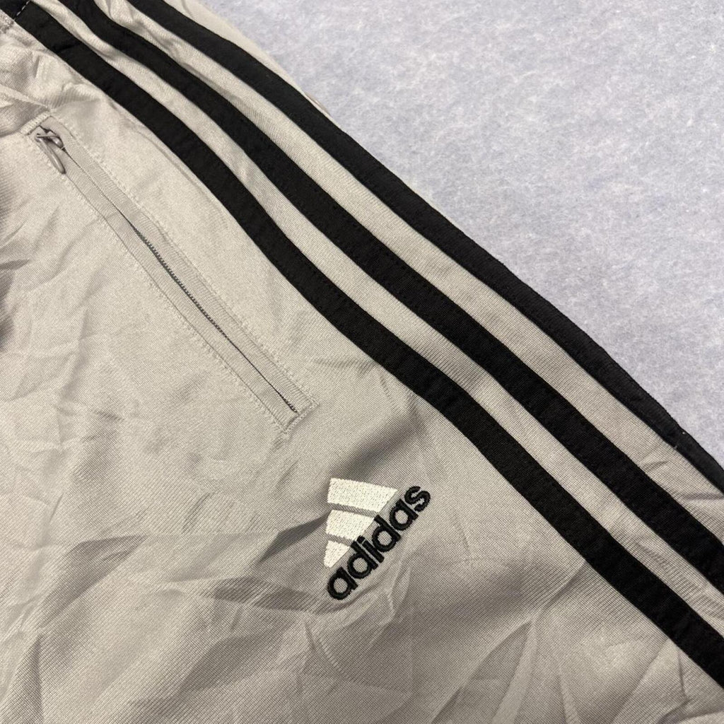 Vintage 1999 Adidas Men's Silver & Black Striped Button up Baggy Streetwear Track Pants Warmup Joggers Oversized Medium