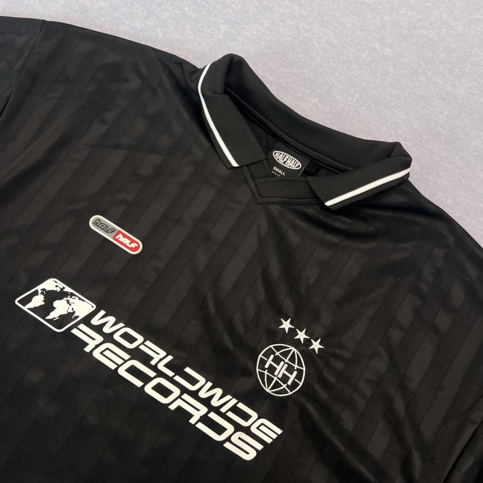 Half Half Streetwear Worldwide Records Black Soccer Jersey Oversized Small