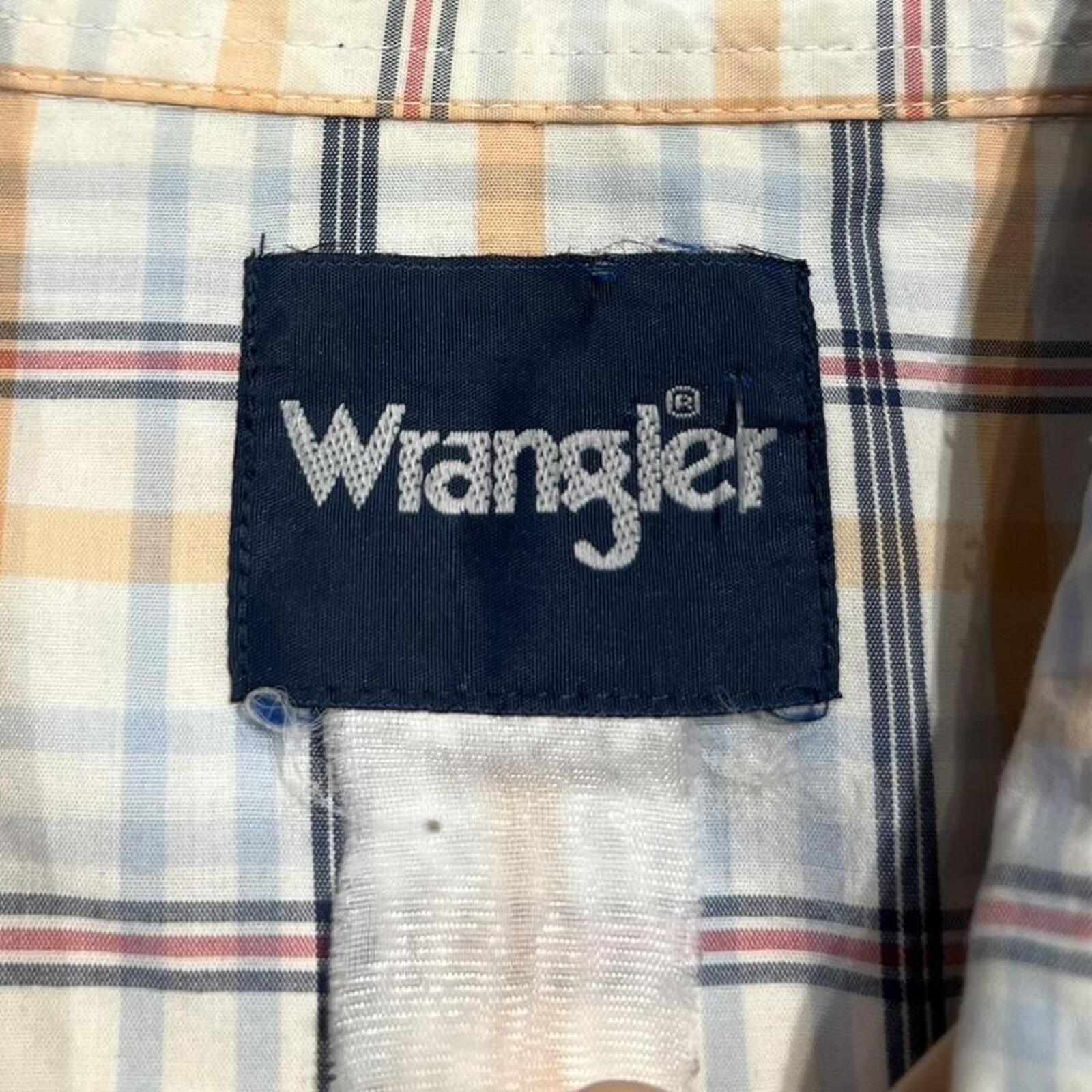 Vintage 90’s Wrangler Men's Orange & White Plaid Western Pearl Snap Dual Pocket Shirt Medium