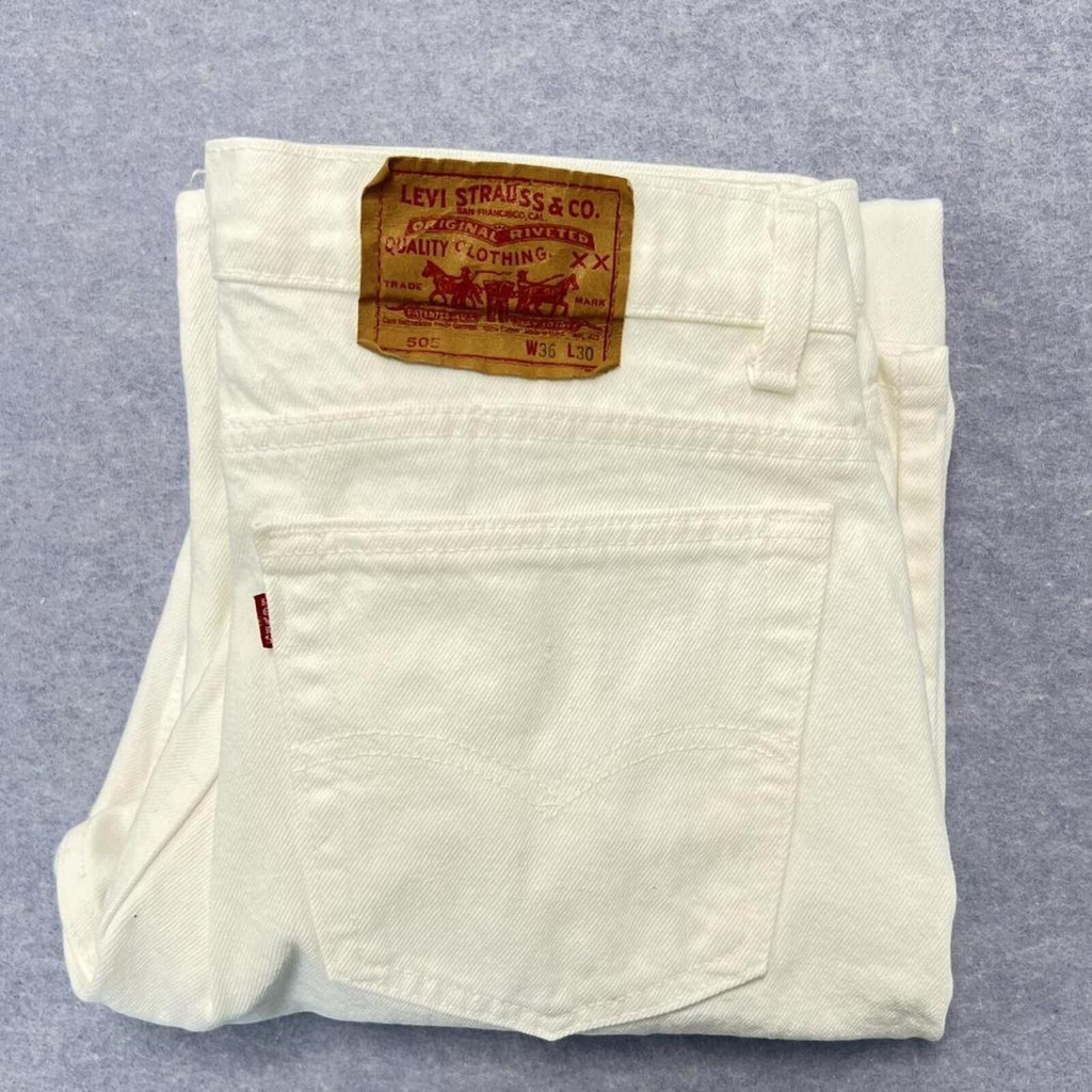 Vintage 1980’s Levi’s 505 Men’s White Straight Leg Jeans W36 L30 Made in USA