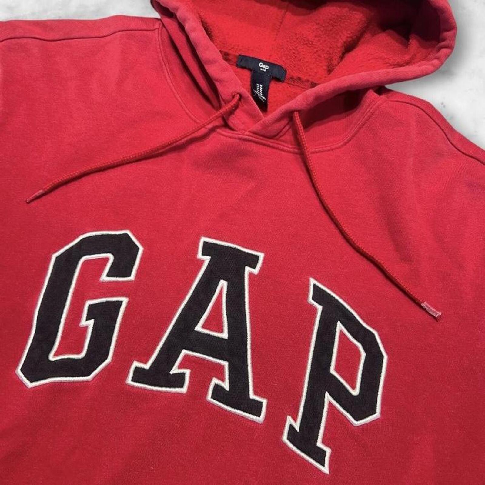 Vintage Gap Red & Black Spellout Y2K Preppy Streetwear Hoodie Men’s Medium