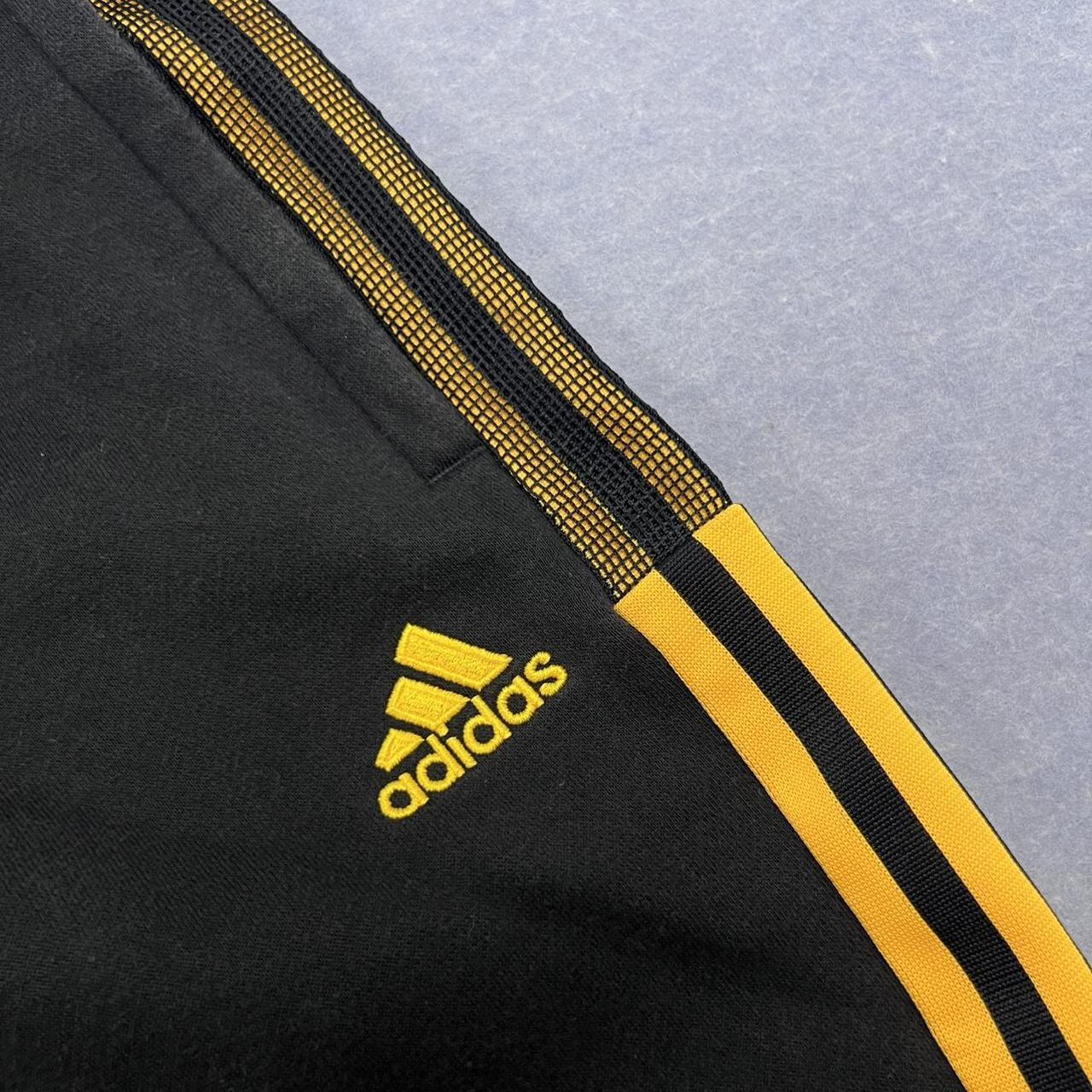 Vintage Adidas Black & Yellow Striped Sweatpants Track Pants Women’s Small