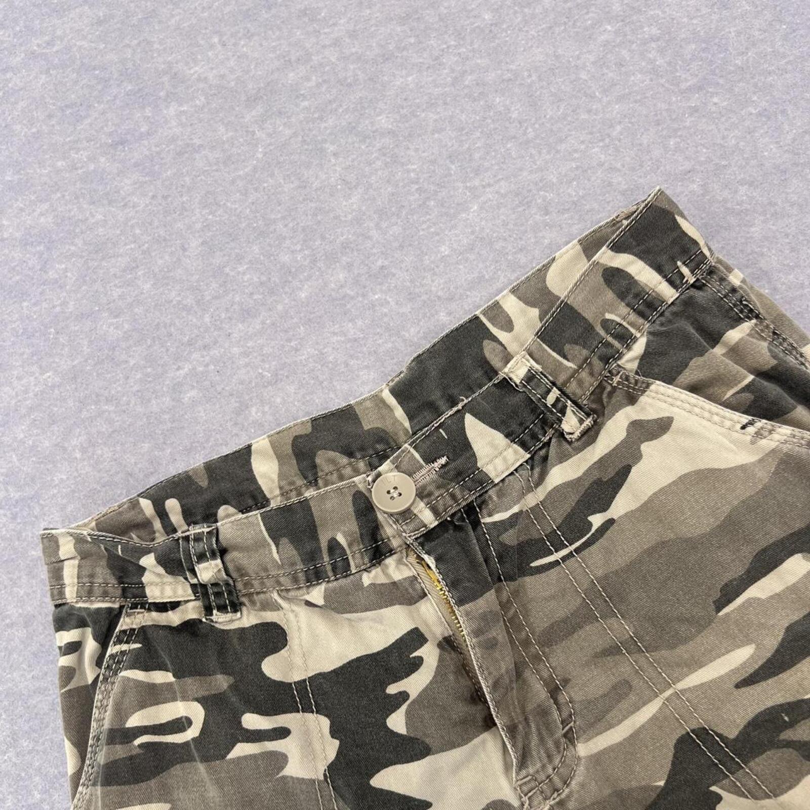 Vintage Tilt Girls Youth Size 14 Camouflage Cargo Utility Pants Y2K Streetwear