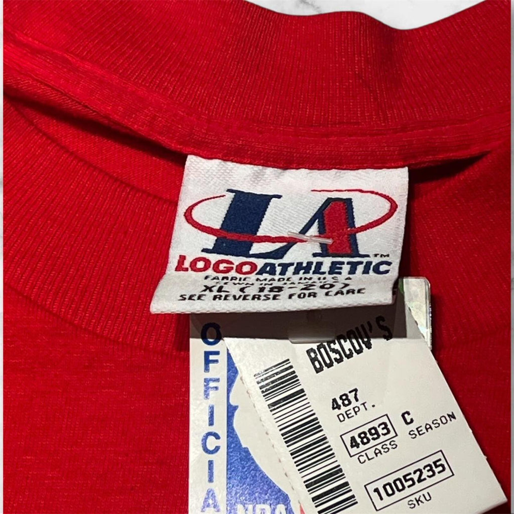 Vintage 90’s Chicago Bulls Logo Athletic Red Graphic Print T-Shirt XL BRAND NEW