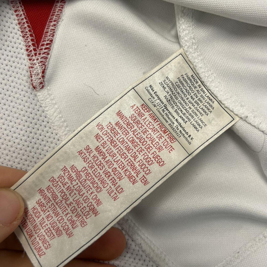 Vintage Nike England Rugby 2005/06 Dri-Fit White Home Jersey Men's Medium