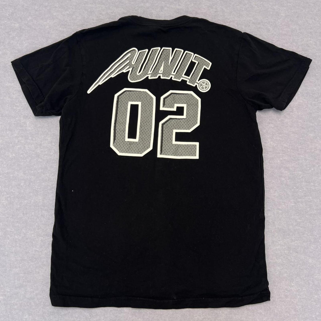 Vintage Unit Streetwear Men's Black Winged Star Graphic Jersey T-Shirt Medium