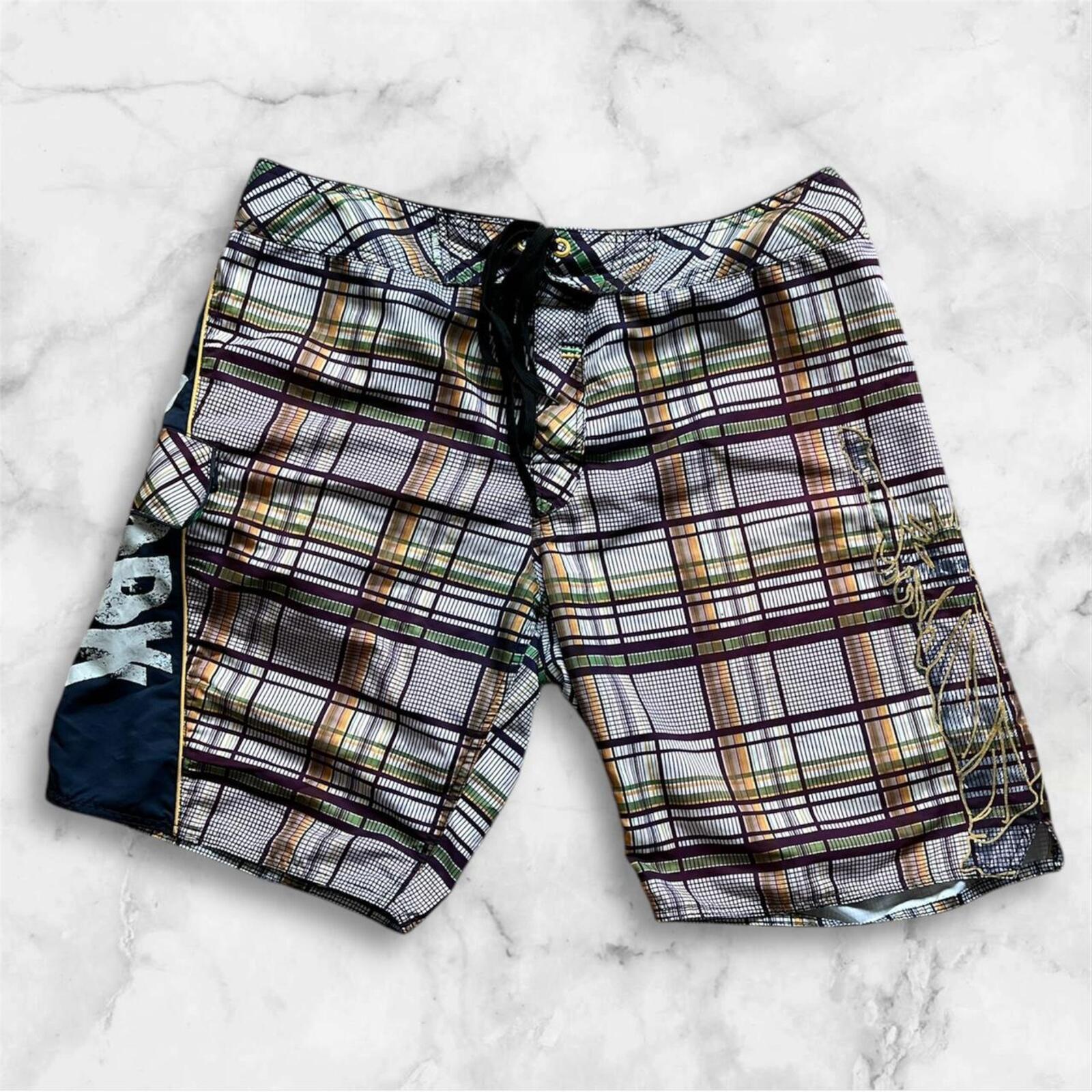 Vintage Zoo York Multicoloured Plaid Men’s Surf BoardShorts Embroidered Skull State Of Liberty Y2K Size 38”