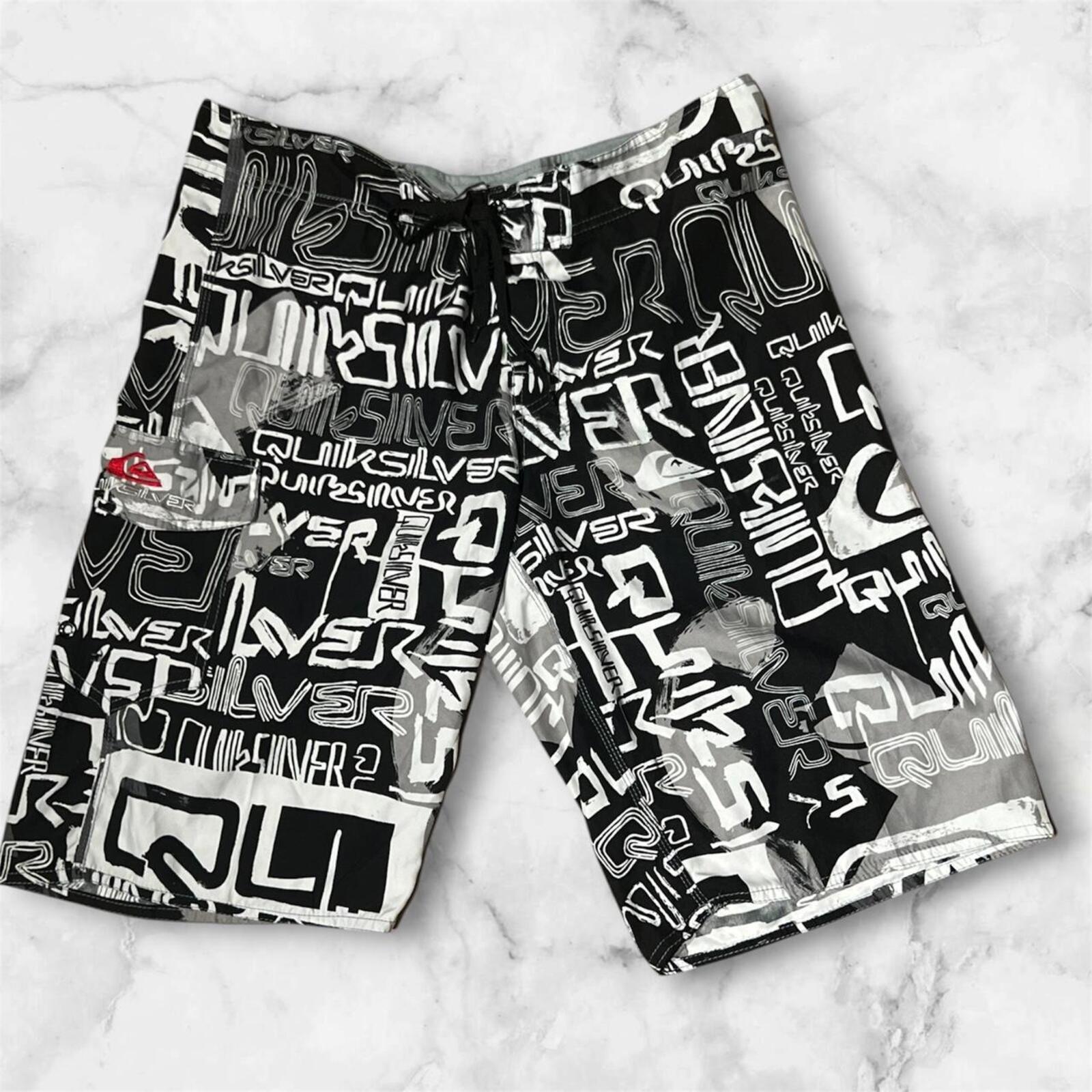 Vintage Quiksilver Surf Black & White AOP Logo BoardShorts Men’s Y2K Size 38”