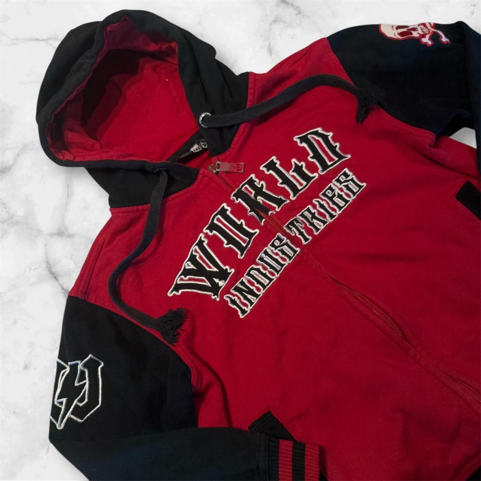 Vintage World Industries Skateboarding Red & Black Spell Out Embroidered Skull Hoodie Youth Boys Size 9
