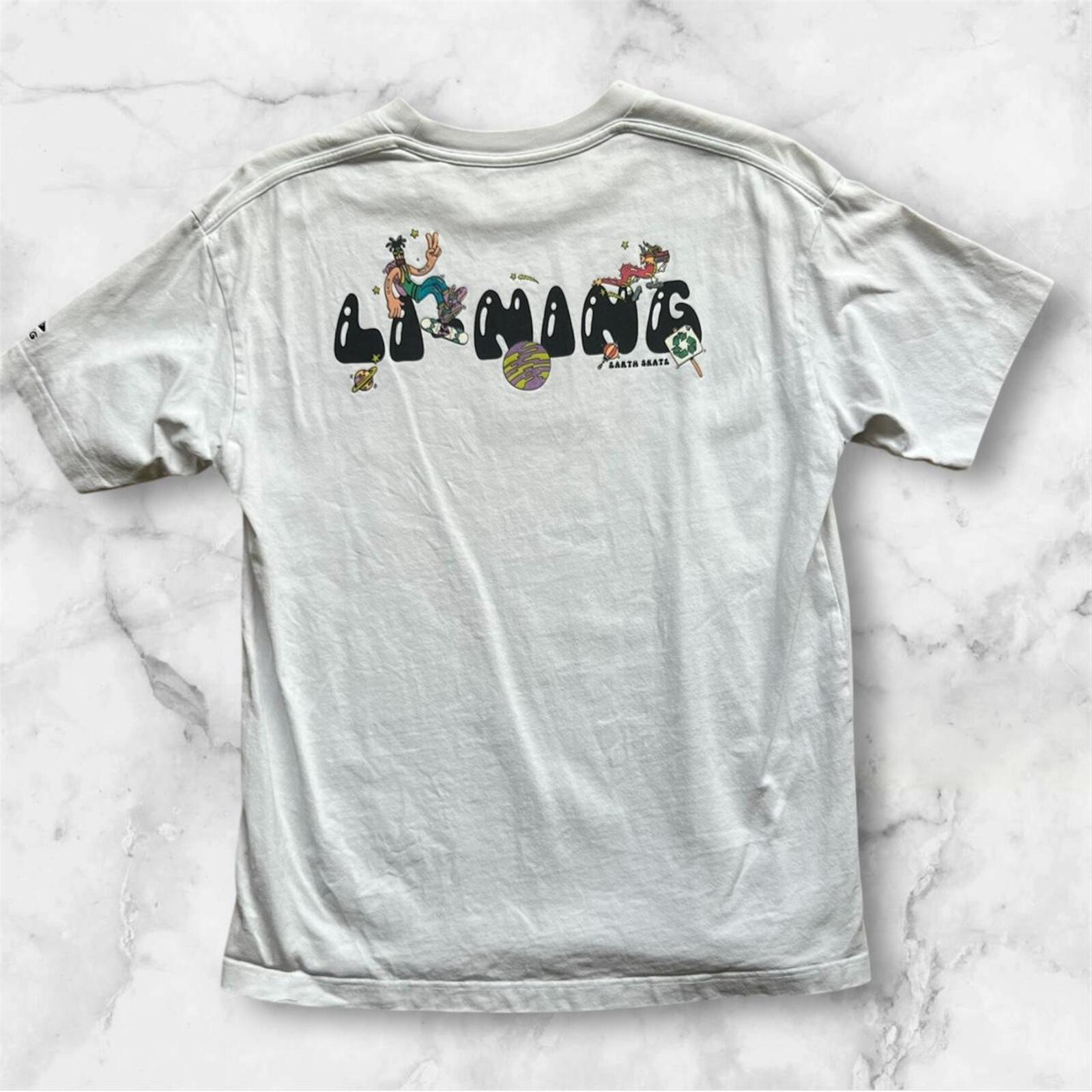 Li-Ning Skateboarding X Steven Harrington “Earth Day” Graphic Y2K Skater T-Shirt Men’s Medium